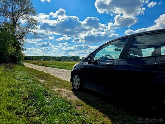 Honda JAZZ 2005 1,2 benzin - - 7