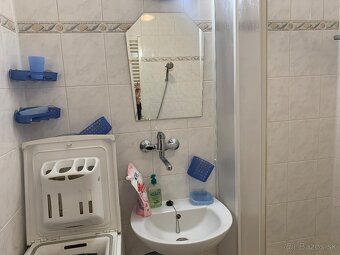 Zariadený 2-izbový byt blízko centra Levíc - 7