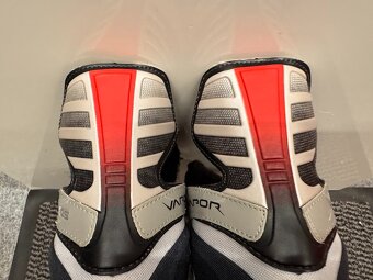 BRUSLE BAUER SUPREME 05, VEL. 10/45 - 7