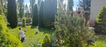 Predaj: Rodinný dom s dvojgarážou v pokojnej časti Rajca ( - 7