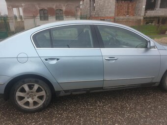 Predam volkswagen passat b6 - 7