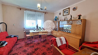 Rodinný dom na veľkom pozemku 1474 m2 - Polomka - 7