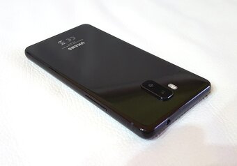 Predám bez rámikový-smartphone 5,2″ UHANS Mx - 7