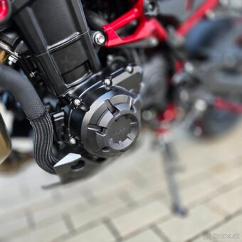 Kawasaki Z900 Performance 2025 s doplnkami - 7