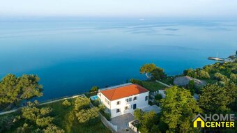 NA PREDAJ atraktívna kamenná vila /419 m²/ pri mori, Dalmáts - 7