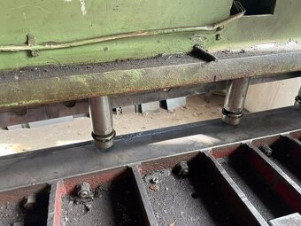Použité tabulové nůžky NTE 3150/6,3 - 7