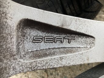 Originál Seat Ateca 5x112 215/55R17 - 4ks - 7