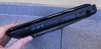 Dell Inspiron / intel i3 / 8GB RAM / 128GB SSD / 15.6" - 7