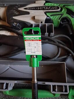 Hitachi - 7