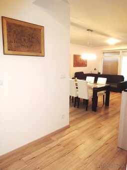 Na prenájom veľkometrážny 3 izb byt v centre Senca - 7