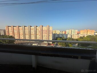 2garsónka so skvelou polohou na začiatku Petržalky - 7