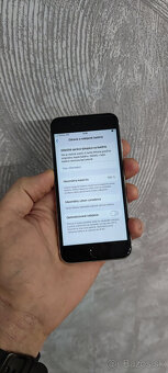 Apple iPhone SE2020 64GB - 100% batéria - 7