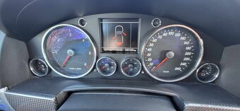 Volkswagen Touareg King Kong 3.0 TDI 165kw - 7