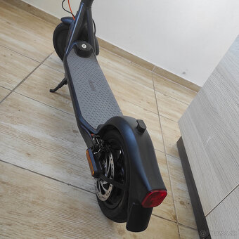 elektricka kolobezka Ninebot F30E - 7