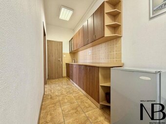 Na predaj kancelárske priestory v centre (70m2), TN - Stará - 7