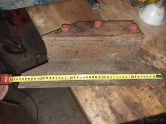 Predám nôž aj s držiakom na rezačku - 7