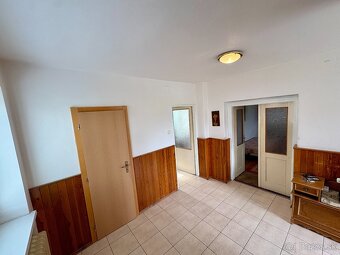 Slnečný RD na krásnom pozemku blízko centra Zlatých Moraviec - 7