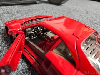 Model Ferrari F40 1:18 Bburago - 7