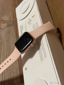 Apple Watch Series 5 40MM - 7
