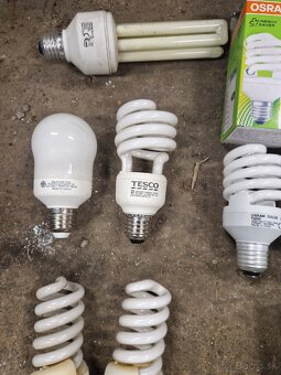 Úsporné žiarivky Osram a iné E27. - 7