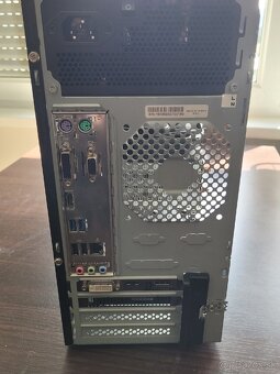 Menší herný počítač i5 9400f , rx 570 , 16gb ddr4 , 1tb SSD - 7
