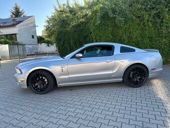 Predám FORD MUSTANG - 7