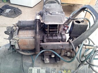 Predám kompresor - 7