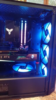 Predam špičkový herný PC/RYZEN 7 5700X/RTX 3070 8GB/DDR4 64G - 7