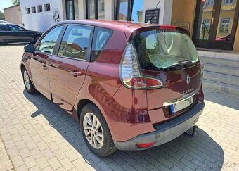 Renault Scénic 1,5 dCi nafta manuál 81 kw - 7