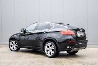 BMW X6 xDrive 30d 245k - 7