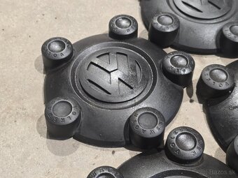 Puklice Volkswagen Caddy - 7