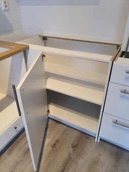 Kuchynská linka Ikea Knoxhult - 7
