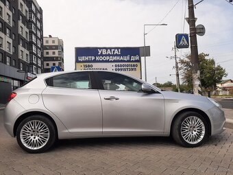Alfa Romeo Gulietta 1.4 benzine manual 6 st - 7