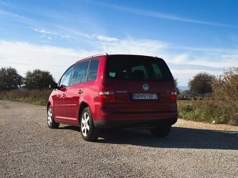 Volkswagen Touran - 7