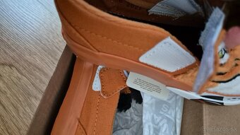 Vans slip on topanocky NOVE,velkost 23.5 - 7