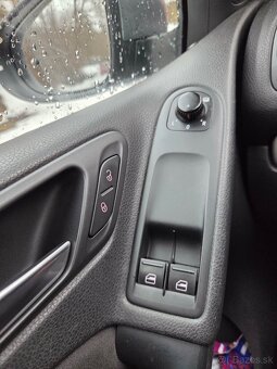 Volkswagen Golf VI - 7