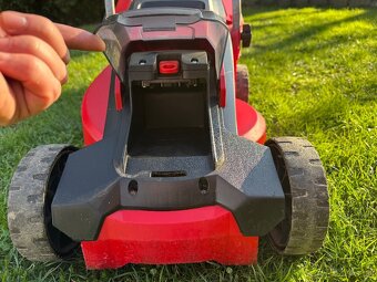 Einhell Power X-Change Aku kosačka na trávu GE-CM 18/30 Li - 7