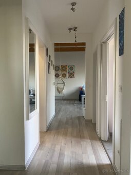 Exkluzívne ponúkam na predaj RD v Beckove. - 7