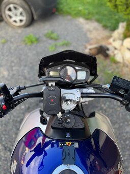 Suzuki Gsr 600 - 7
