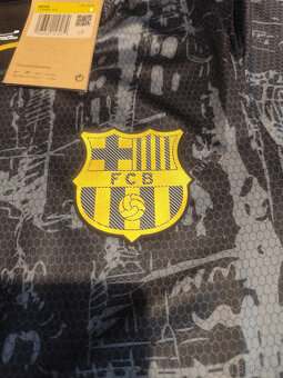 Dres Fc Barcelona Architektúra mesta Gaudí Nový s visačkami - 7