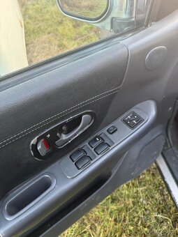 Mitshubishi Pajero Sport 2,5 TD 4x4 - 7