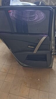 Bmw e61 dvere - 7