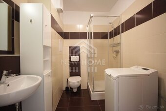 KOŠICKÁ - 2 iz. menší byt, balkón 7 m2, WIFI, klimatizácia - 7