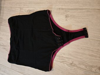 Balík oblečenia veľkosť M/L darujem/osobne v Žiline - 7
