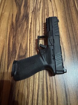 Springfield Armory Echelon™ 3-dot tritium, 9x19 mm v ZÁRUKE - 7