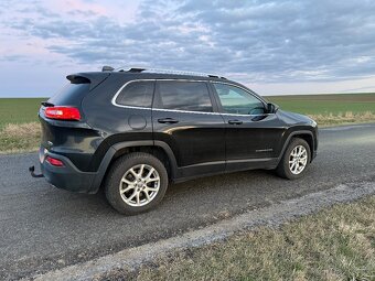 Jeep Cherokee - 7