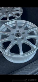205/55 R16 Dezent Disky top stav pneu pirelli p7 VW Skoda - 7