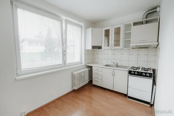 Ponúkame na PRENÁJOM 1 izbový byt na ulici Komenského 16 - 7