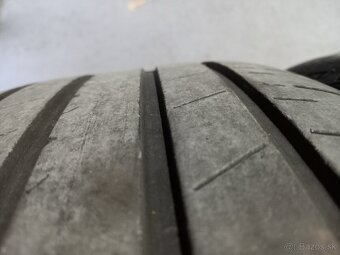 225/45 R19 92W - 7