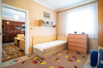 VIDIECKY DOM S KRÁSNYM POZEMKOM, 1455 m², EGREŠ - 7